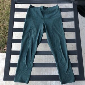 High waister crop Lululemon leggings 21"